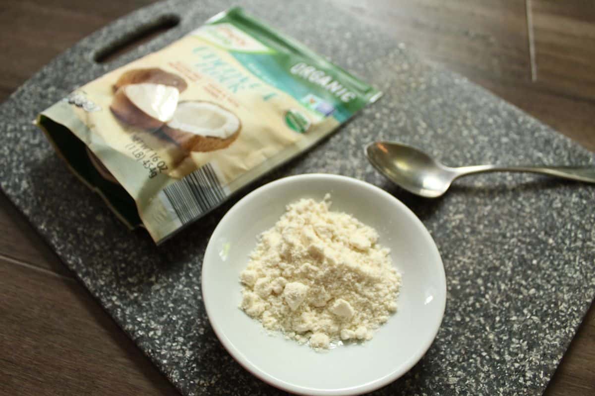a pack of low histamine coconut flour.