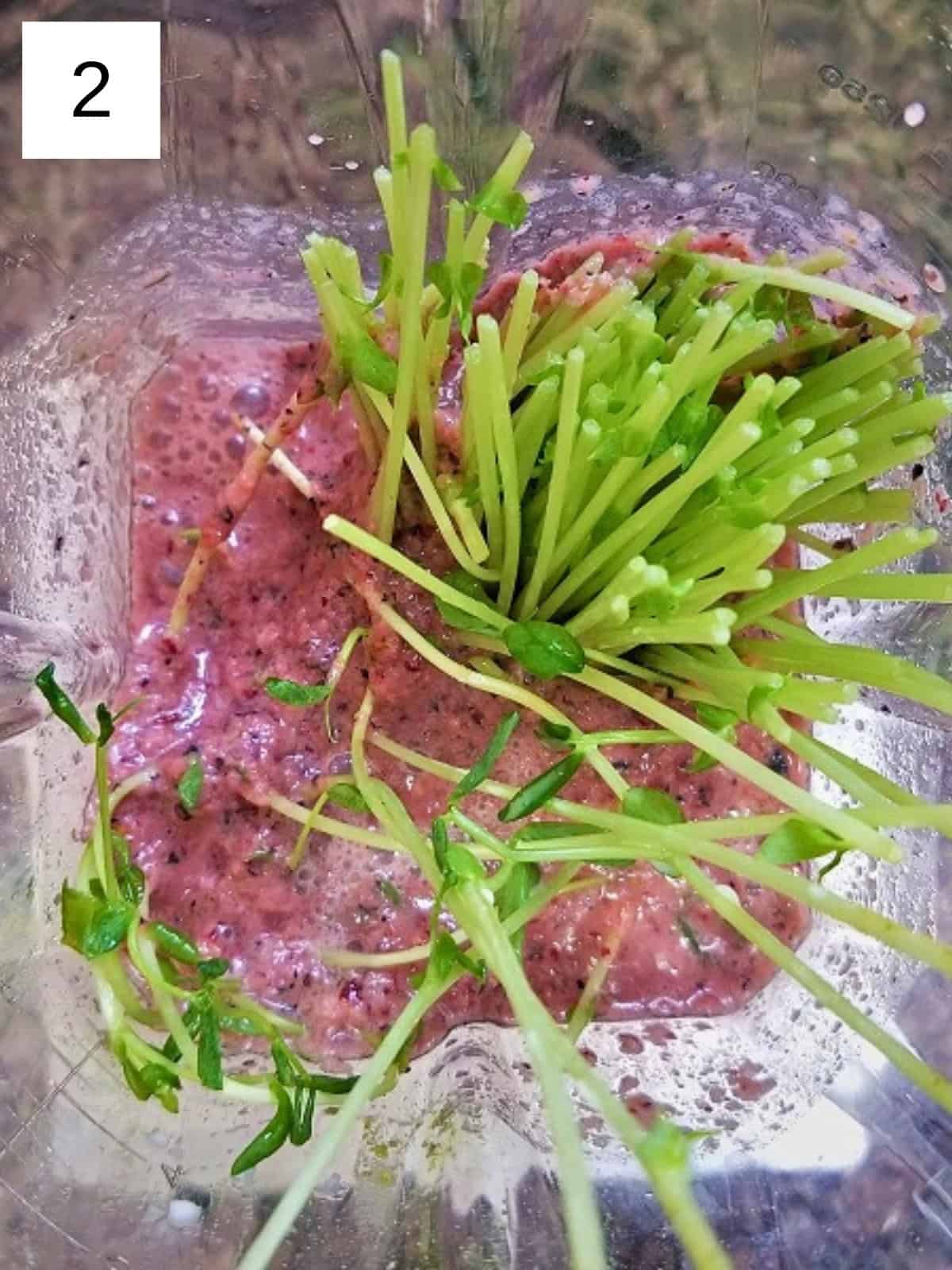 Steps for making a Super Antihistamine Smoothie Recipe, perfect for anyone looking for low histamine smoothie recipes.