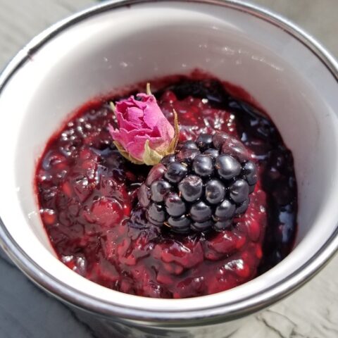 Low-Sugar Rose Blackberry Jam (No Pectin)