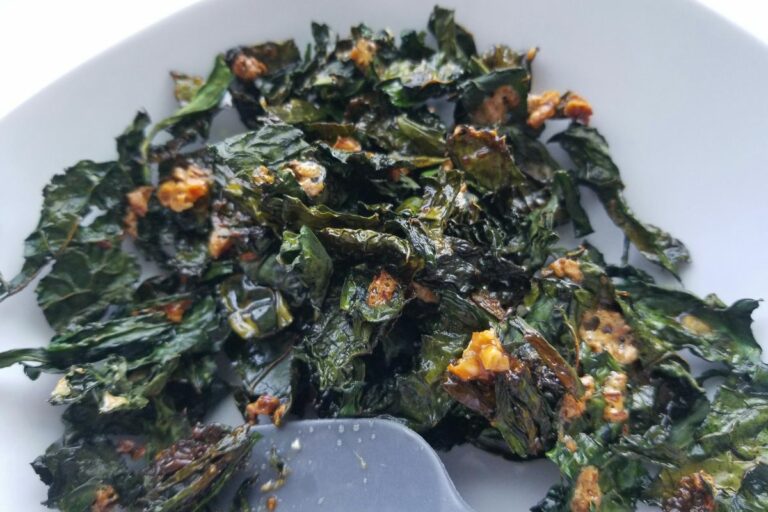 Crispy Honey Garlic Kale Chips (Easy & Healthy)