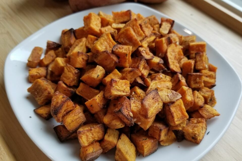 How to Make Crispy Frozen Sweet Potatoes (in Air Fryer)