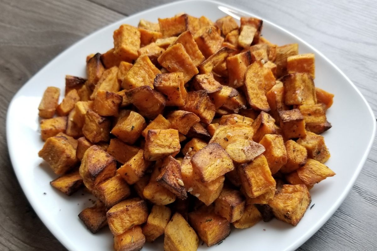 How to Make Crispy Frozen Sweet Potatoes (in Air Fryer)