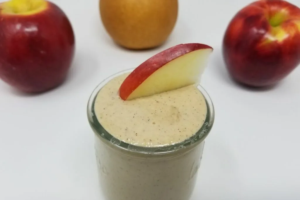 Easy Homemade Apple Juice Recipe in a Blender 2024 AtOnce