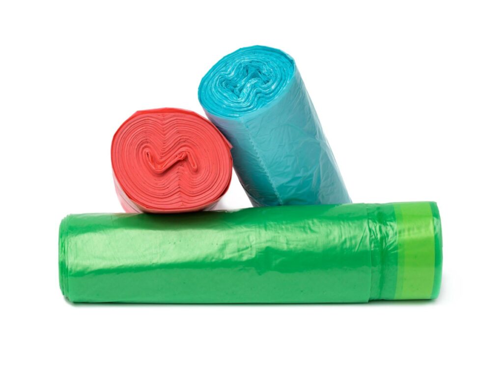 https://lowhistamineeats.com/wp-content/uploads/2023/08/36619050_stack-of-polyethylene-multicolored-disposable-trash-bags-on-white-background-e1692374708569-1024x759.jpg