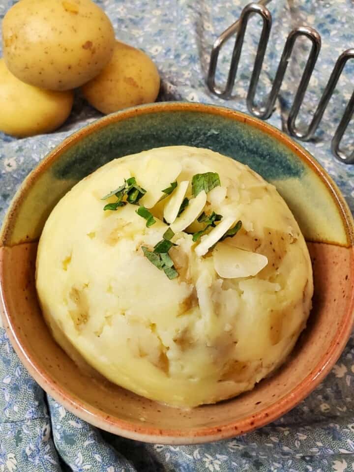Easy Mashed Potatoes With Almond Milk (Vegan) | Low Histamine Eats