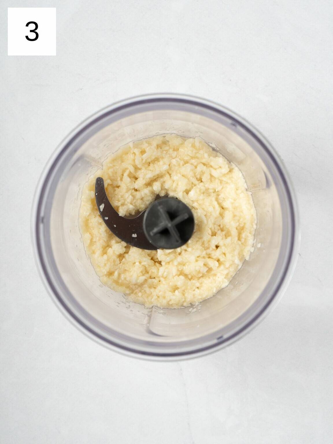 Easy Toum Recipe (Lebanese Garlic Mayo) Low Histamine Eats